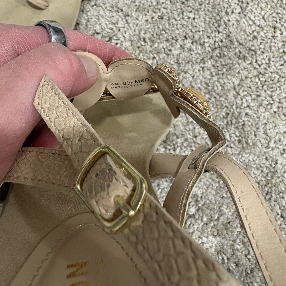 Kenneth Cole Reaction Lost Nite Thong Sandal Size 8.5 - Picture 3 of 5